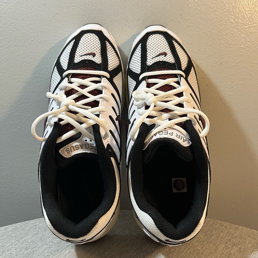 Nike Air Pegasus 2025 White Silver Red Running Men's Shoe Size 9.5 HQ5403 101 - Picture 8 of 11
